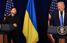 Tramp Davosda Zelenskiy bilan uchrashmoqchi