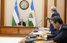 Xorazm viloyatida islohotlar natijadorligi va ustuvor vazifalar koʻrib chiqildi