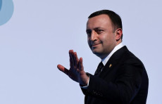 Gruziya sobiq bosh vaziri va hukmron partiya raisi Irakliy Garibashvili siyosatdan ketishini eʼlon qildi