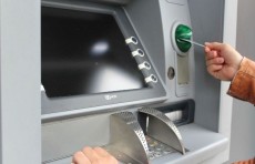 Население обеспокоилось вопросом, что в банкоматах якобы не осталось наличных. ЦБ прокомментировал ситуацию