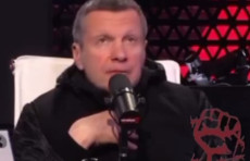 Rossiyalik teleboshlovchi Vladimir Solovyov Markaziy Osiyoga qarshi harbiy yurish haqida ochiqchasiga gapirdi