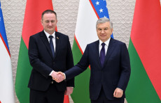 Oʻzbekiston Prezidenti Belarus Bosh vazirini qabul qildi