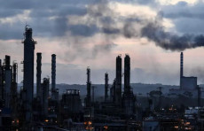 Venesuela neft sektorini xususiy investorlar uchun ochdi