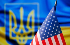 Ukraina AQSh yordamining to‘xtatilishiga tayyorgarlik ko‘rmoqda