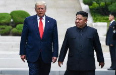WSJ: Tramp bu kuzda Kim Chen In bilan uchrashmoqchi