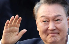 Janubiy Koreyaning sobiq prezidenti uchun o'lim jazosi so'raldi