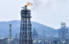 Hindiston Rossiyadan neft importini keskin kamaytirishga tayyorlanmoqda