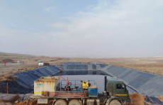 Boysundagi “M-25” koni hududidan neft sizib chiqdi