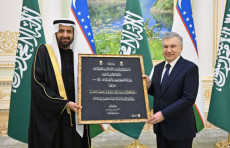 Shavkat Mirziyoyev Saudiya Arabistoni Podshohligi haj va umra ishlari vazirini qabul qildi