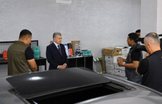 Prezident Yangi Namangan tumanida barpo etilgan “Taraqqiyot” sanoat va servis zonasidagi loyihalar bilan tanishdi