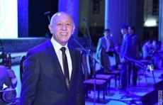 Abduhoshim Ismoilovning 70 yoshli yubileyini nishonlash uchun Namangan va Farg‘ona hokimlari budjetdan 239 mln ajratdi