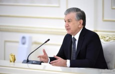 Shavkat Mirziyoyev: "Hokim yordamchilari – Prezidentning mahalladagi vakillari hisoblanadi"