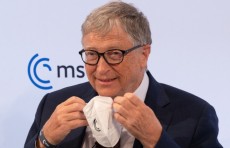 Американский миллиардер Билл Гейтс заразился коронавирусом