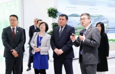 Министр энергетики Узбекистана посетил штаб-квартиру компании Huawei
