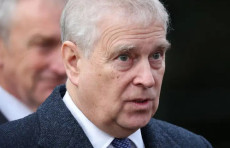 Britaniya qirolining ukasi vorislikdan chetlatilishi mumkin