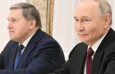 Rossiya Ukraina va Qo'shma Shtatlar bilan dastlabki uch tomonlama muzokaralar o'tkazadi