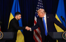 Zelenskiy Trampdan 50 yillik xavfsizlik kafolatlarini so'radi