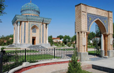 Imom Moturidiy maqbarasi rekonstruksiyasi sabab buzilgan uylar uchun aholiga kompensatsiya to‘lanishi ma’lum qilindi