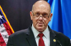 Tramp ma'muriyati: Minnesota reydlari yakunlandi