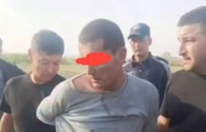 Manzil koloniyadan qochib, 3-sinf qizni zo‘rlagan pedofil ishi sudda ko‘rilmoqda